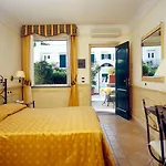 Lord Byron Hotel 4*