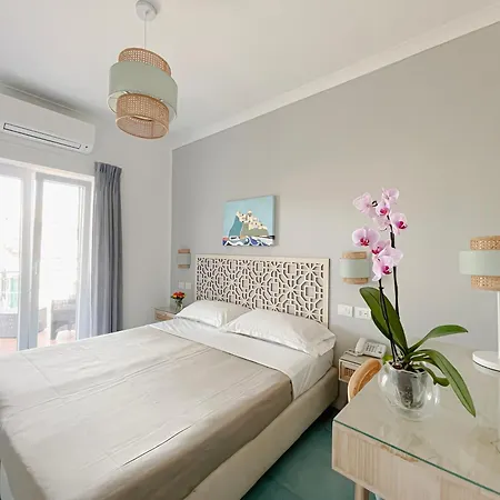 Lord Byron Hotel 4*