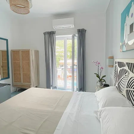 Lord Byron Отель