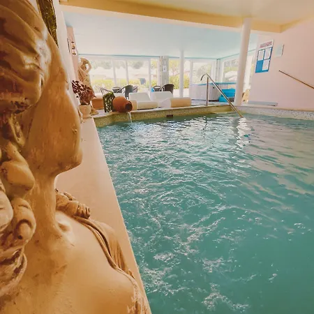 Отель Lord Byron 4*