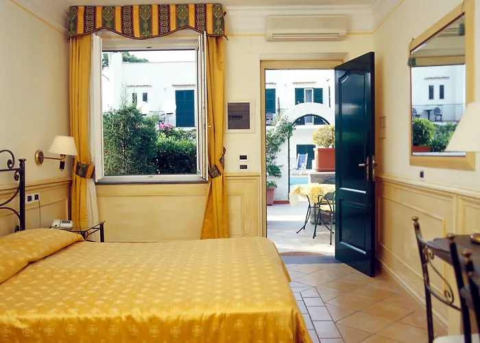 Lord Byron Szálloda 4*