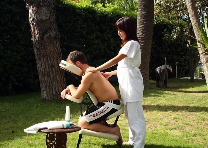 Lord Byron Szálloda 4*